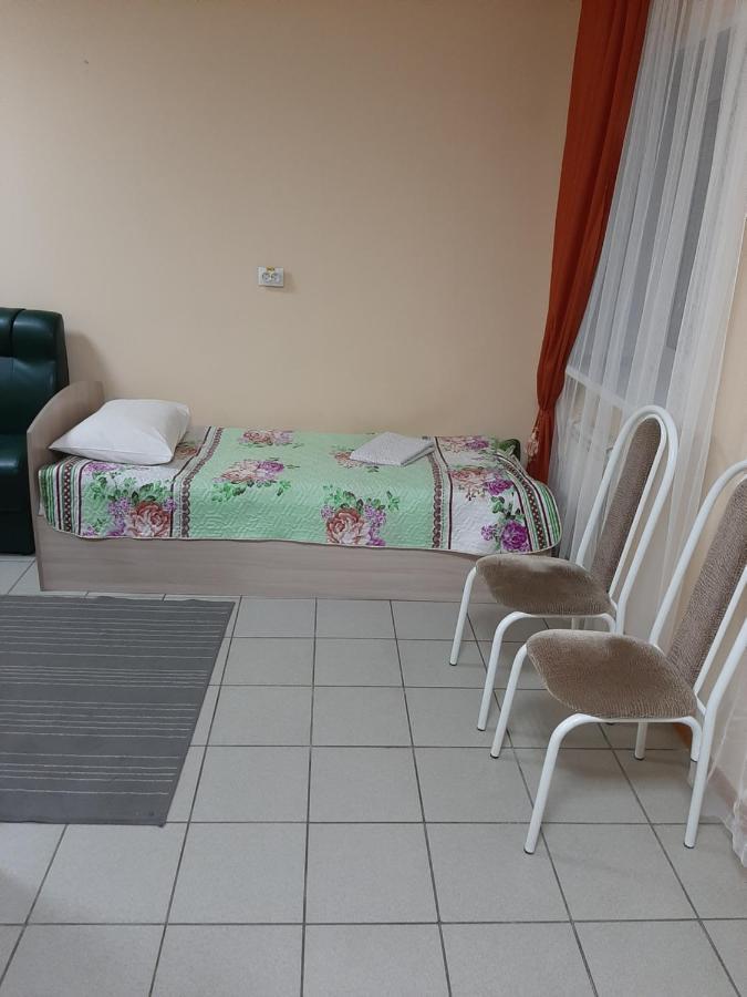 Motel Roza Vetrov Omsk Bagian luar foto